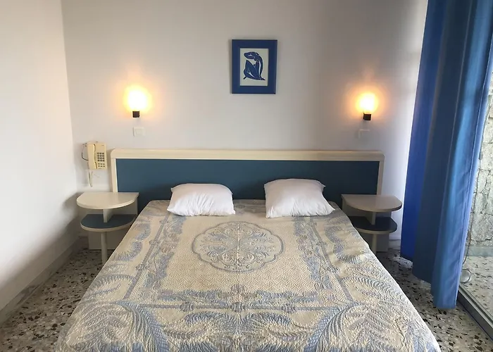 Hotel La Parata 2*