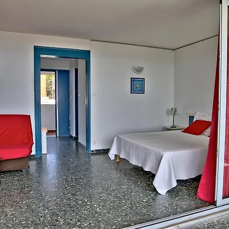 La Parata Hotel 2*